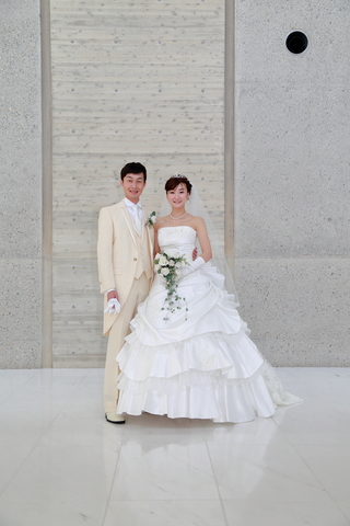 ウェディングドレス前撮り 岩手県盛岡市 レンタルドレス 結婚式 結婚写真撮影 セレンブライダル 成人式振袖 卒業式袴